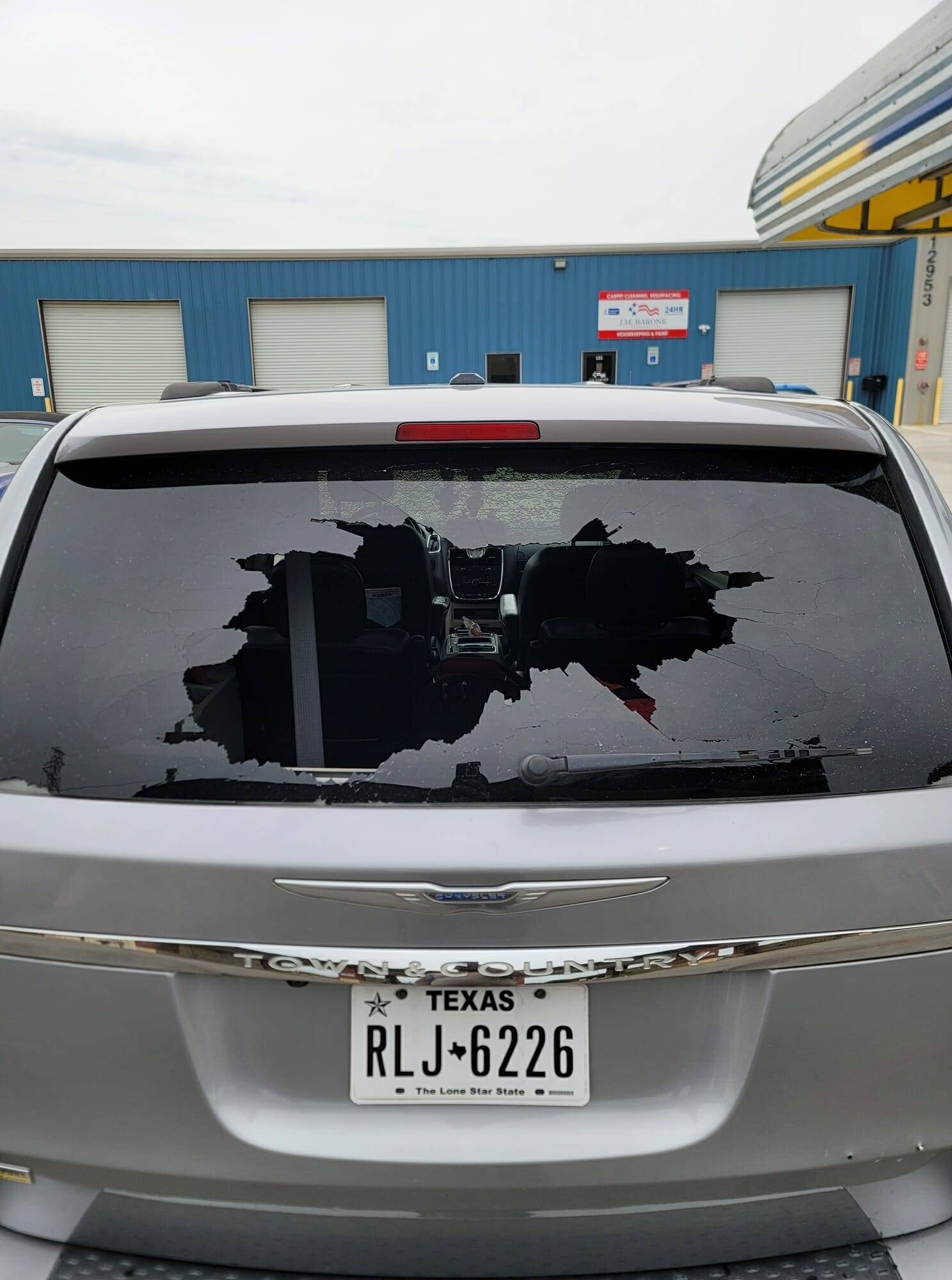 SUV Windshield & Window Replacement & Repair Near San Antonio Auto